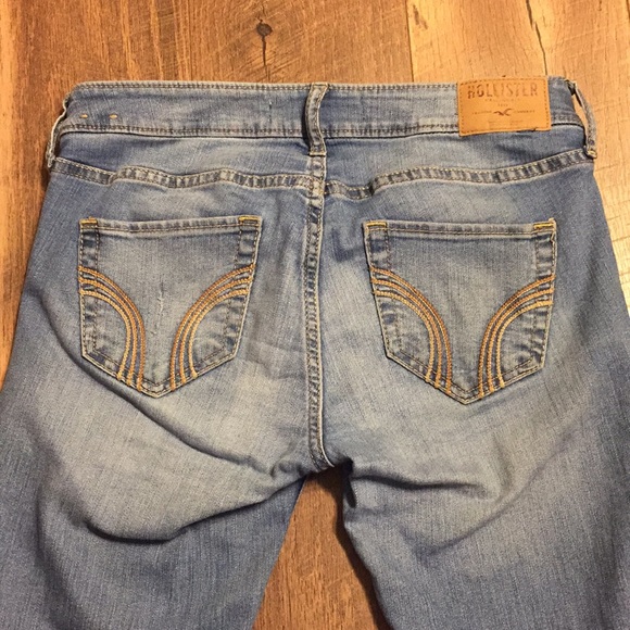 skinny blue Hollister jeans - Picture 3 of 3